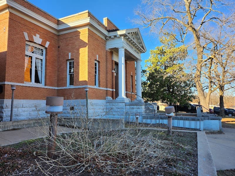Tahlequah Public Library photo 3