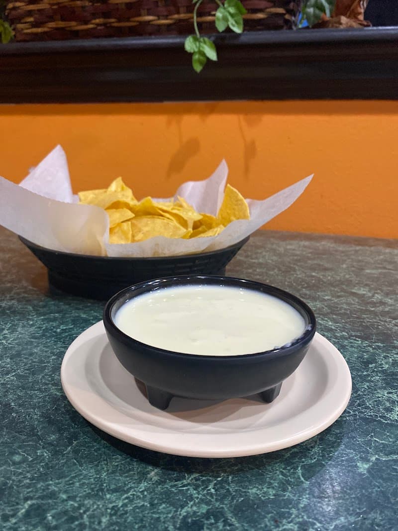 El Tres Amigos photo 3