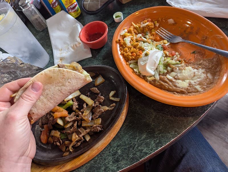 El Tres Amigos photo 5