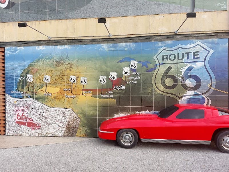 Route 66 Mural Park photo 1