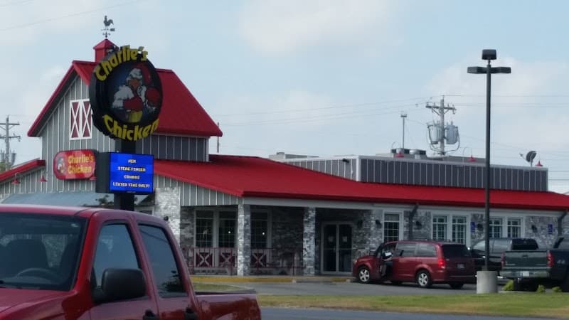 Charlie's Chicken Tahlequah photo 2
