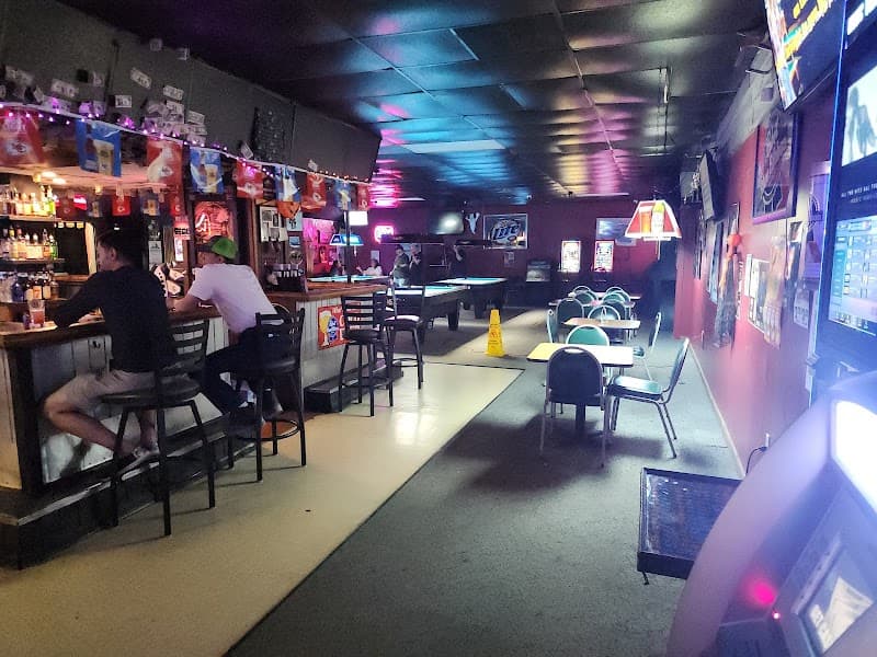 Kj Brewskies photo 4