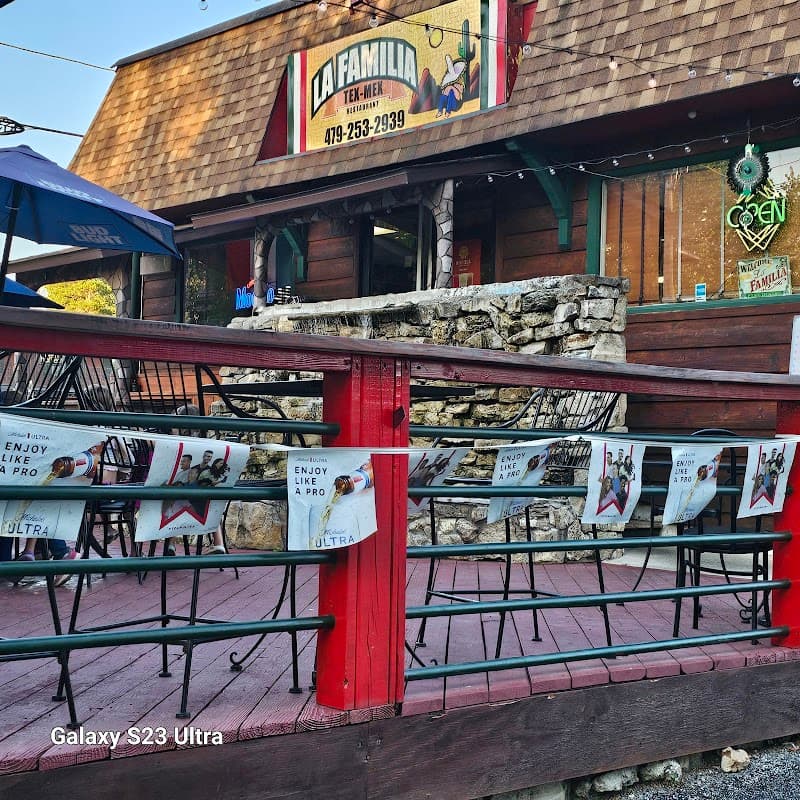 La Familia Tex-Mex photo 2