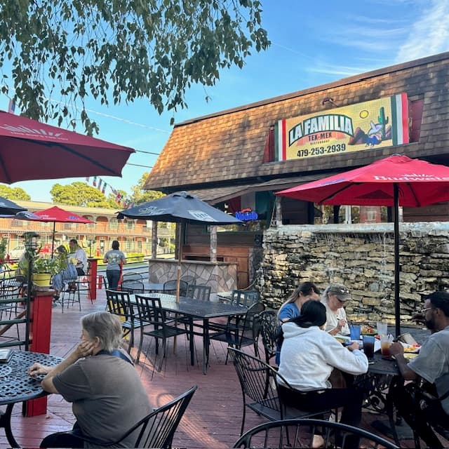 La Familia Tex-Mex photo 6