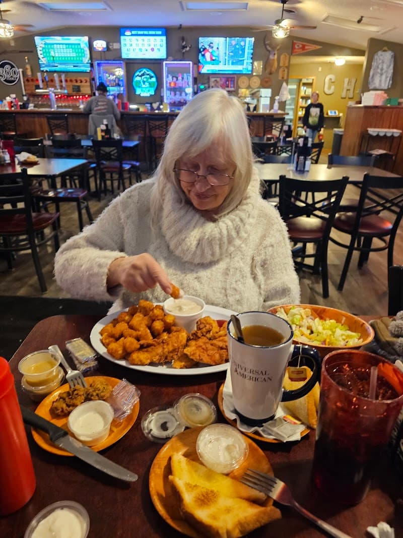 The Crappie Hole photo 4