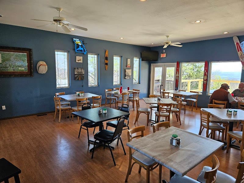 Parmesans Pizzeria photo 1