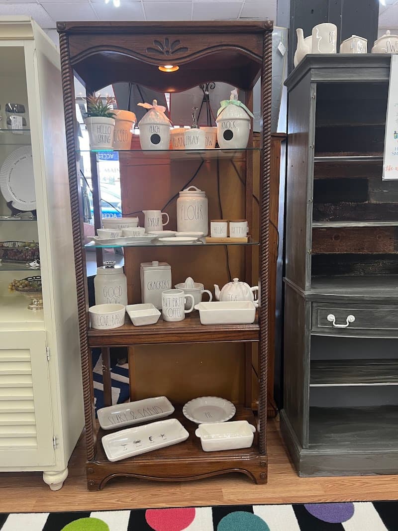 Denim and Pearls Unique Finds photo 4