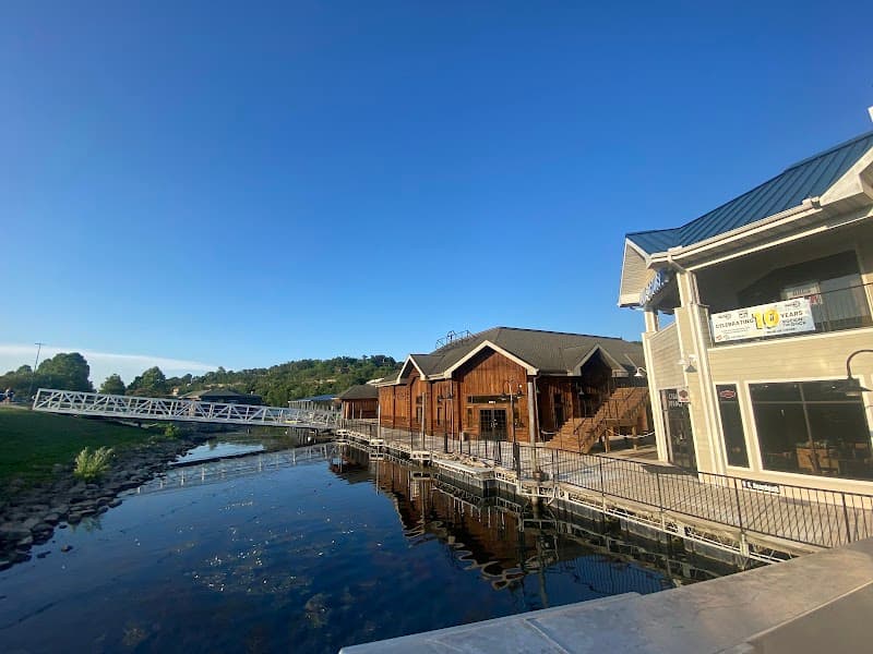 The Paddlewheel photo 5