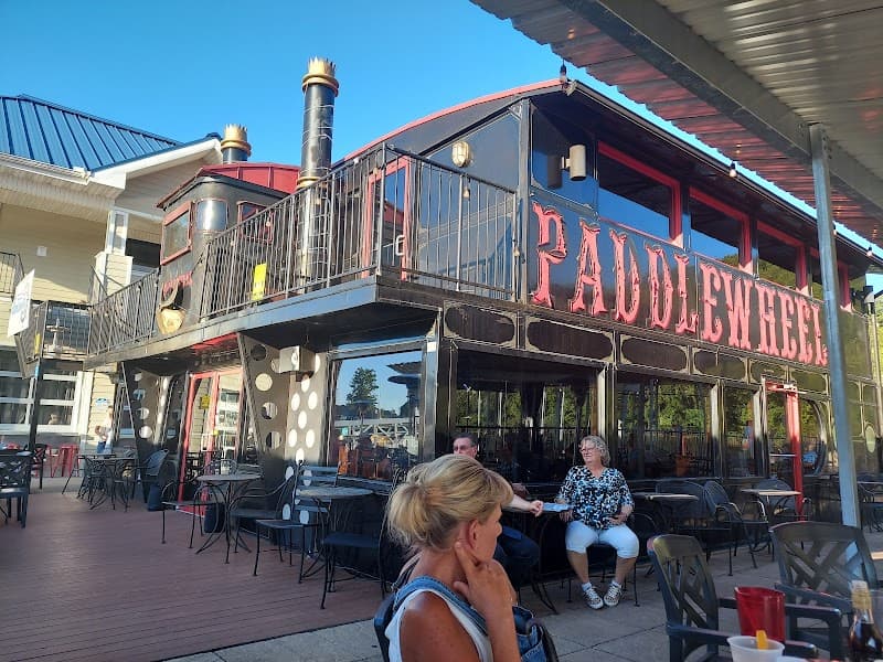 The Paddlewheel photo 6