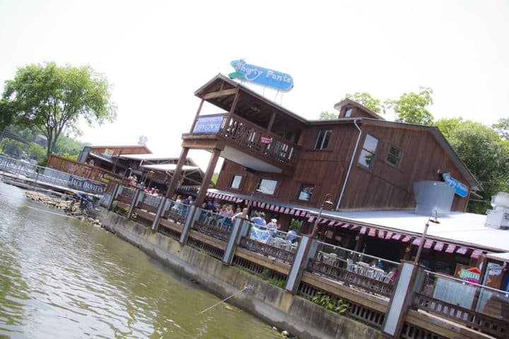 Shorty Pants Lakeside Cajun Restaurant & Marina photo 4