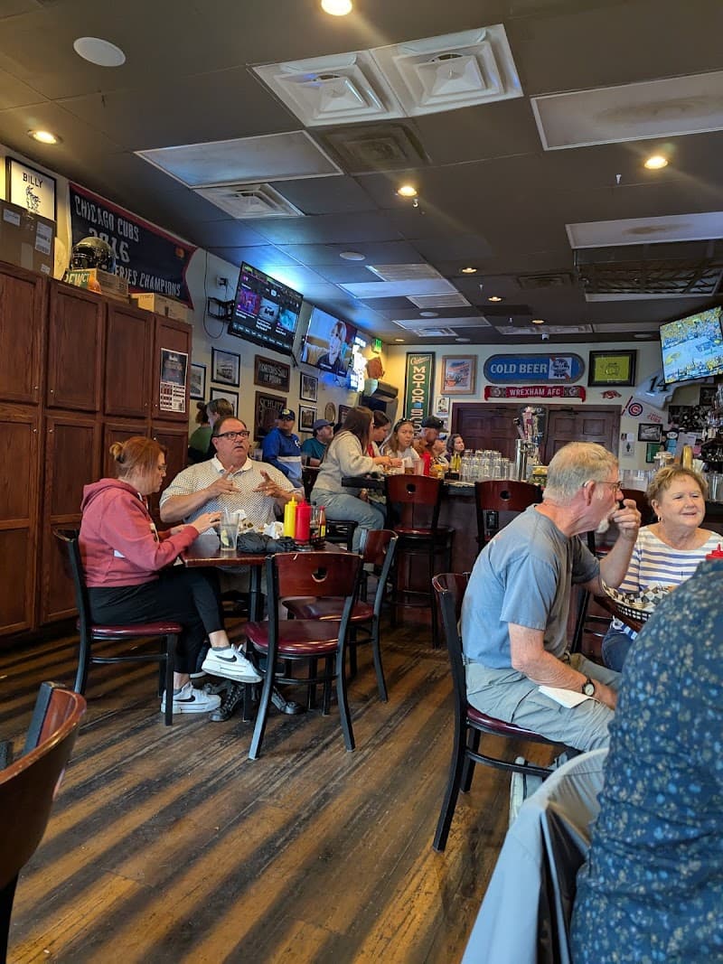 The First Seat Pub & Grill photo 4