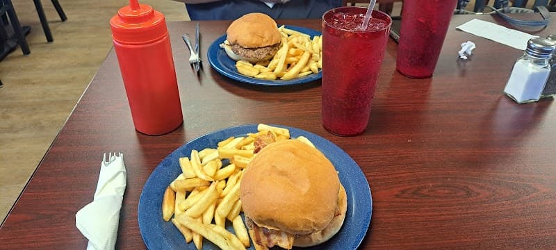 Lewis' Family Restaurant photo 3