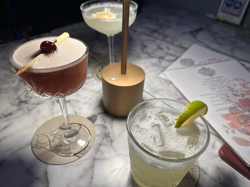 Botanical at 8th & A photo 3