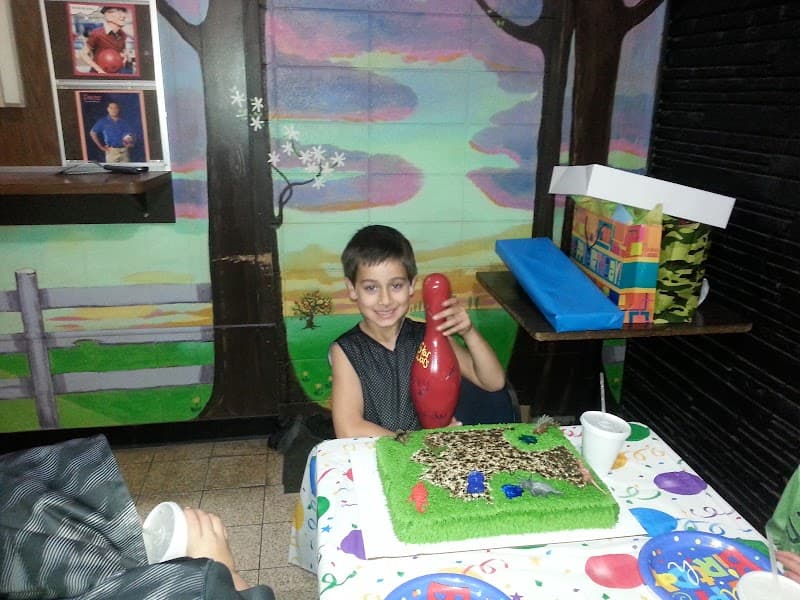 Edgewood Bowl photo 5