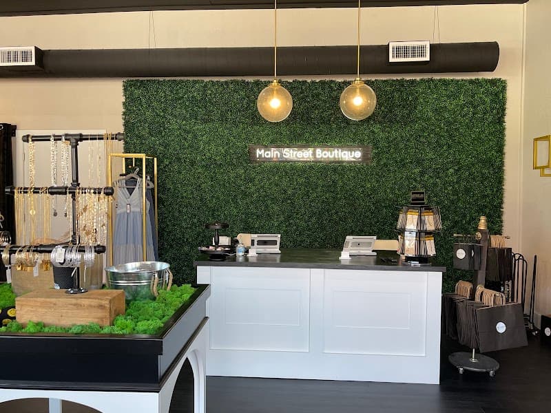 MAIN STREET BOUTIQUE photo 3
