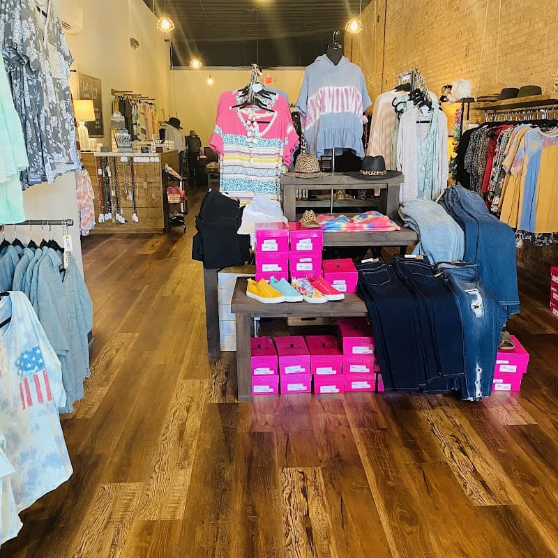 Faith & Fringe Boutique photo 3