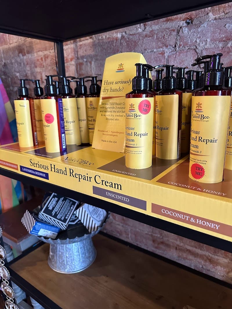 Faith & Fringe Boutique photo 6