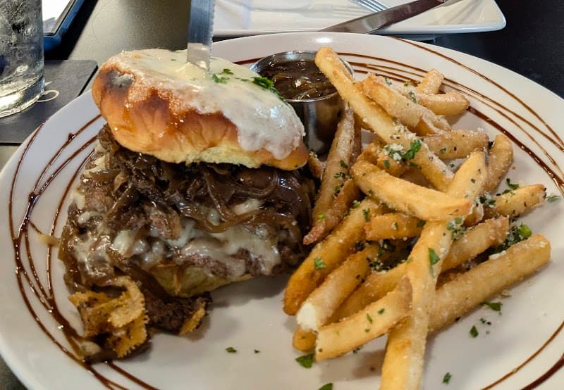 Split Social Kitchen photo 4