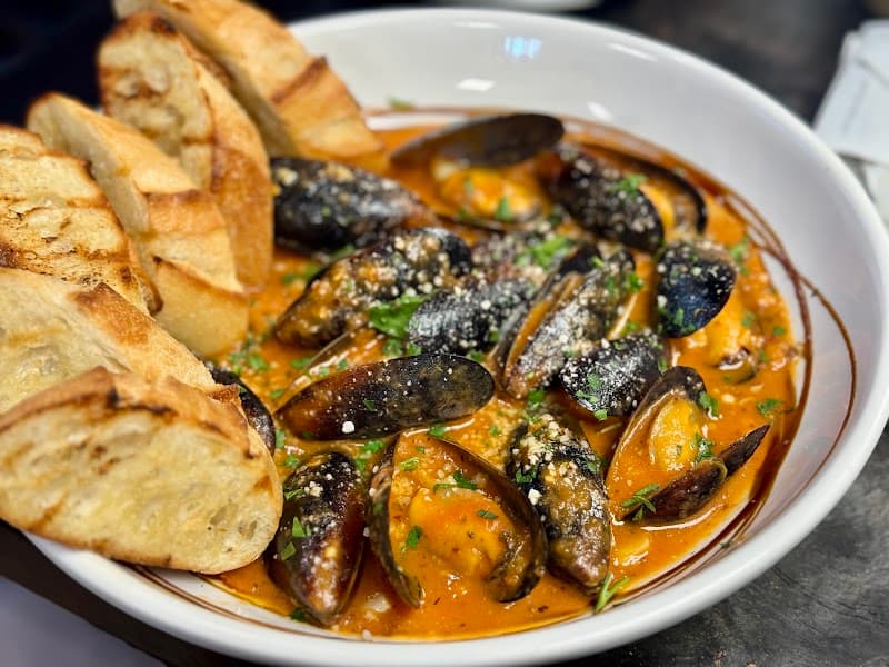 Split Social Kitchen photo 6