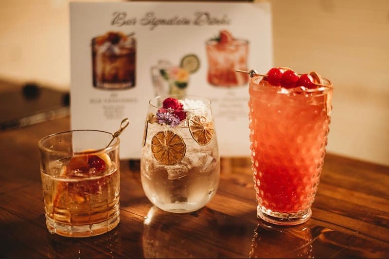 The Social Sip Mobile Bartending photo 3