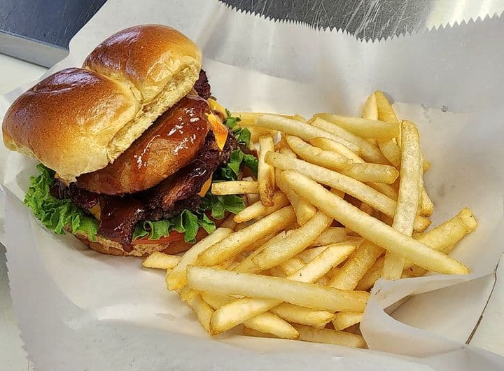 Bubba's Drive Thru, LLC photo 3