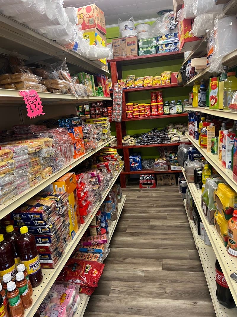 Dos Primos Tienda y Antojitos photo 2