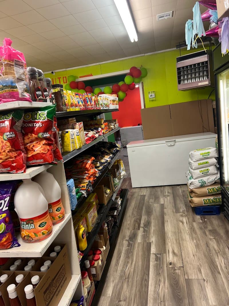 Dos Primos Tienda y Antojitos photo 5