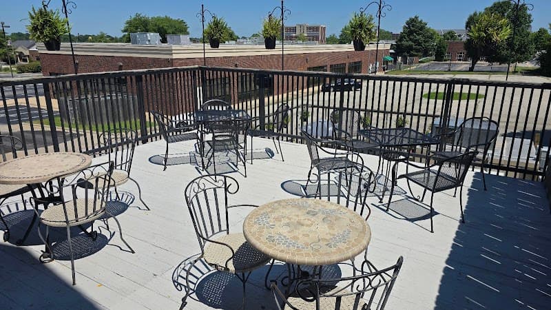 Mully's Pub & Patio photo 2