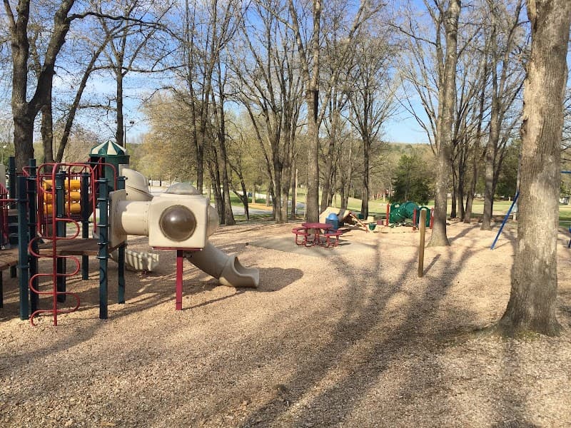 Kingsdale Playground photo 2