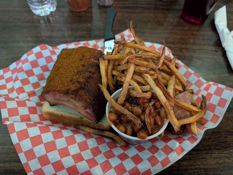 Neumeier's Rib Room photo 4