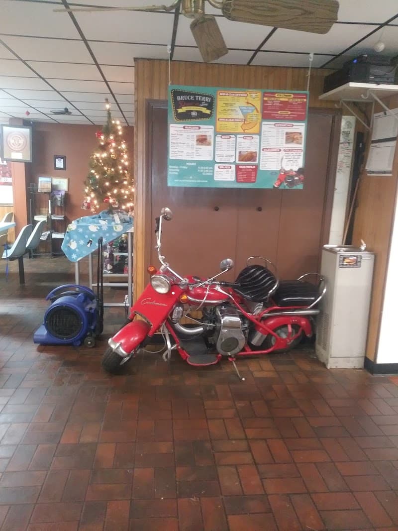 Bruce Terri Drive In and Catering photo 5