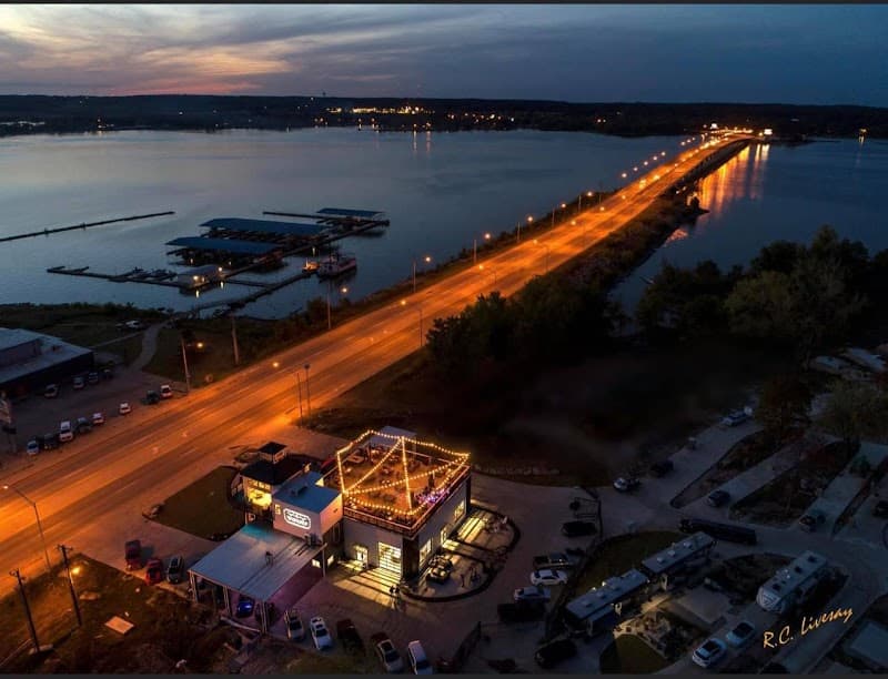 The Regatta on Grand photo 4