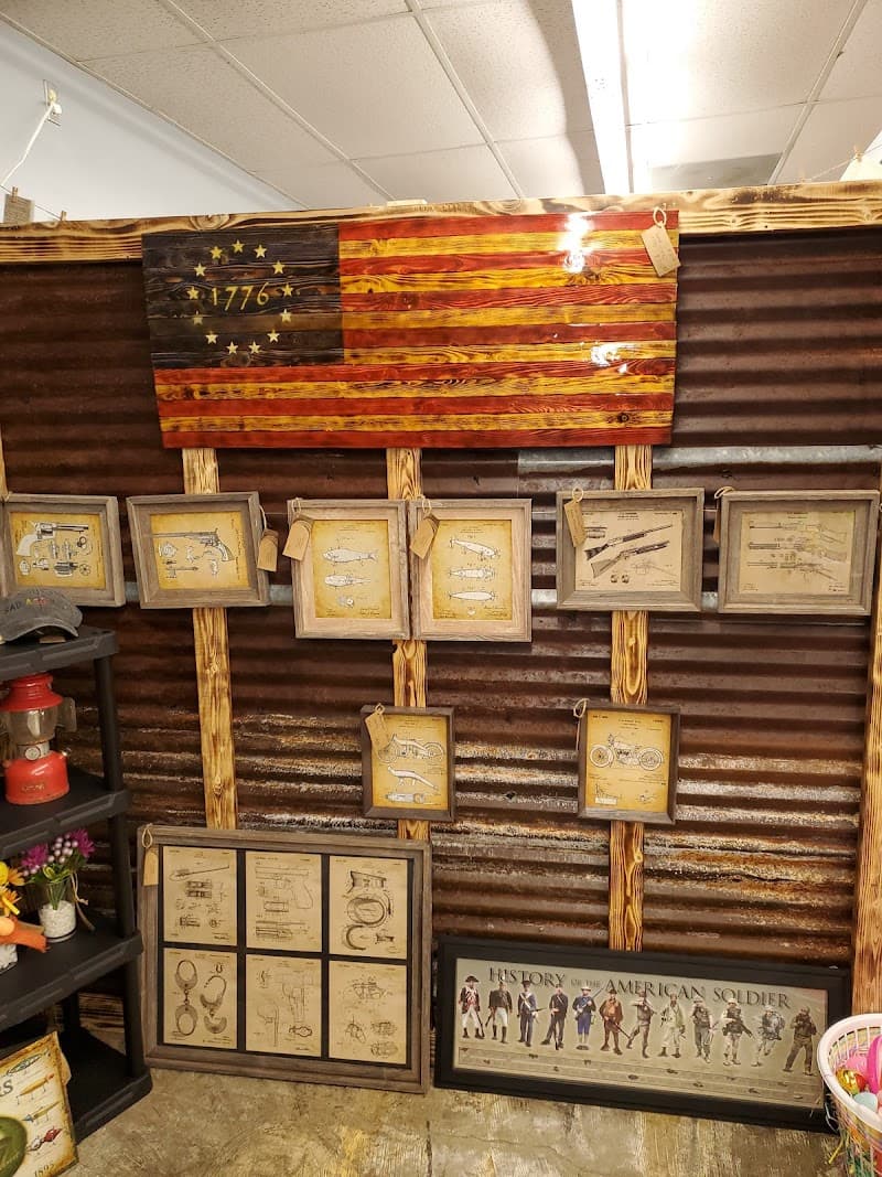 Retro 66 Vintage Market photo 5