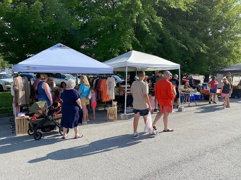Aurora Mo Downtown Farmers Market photo 3