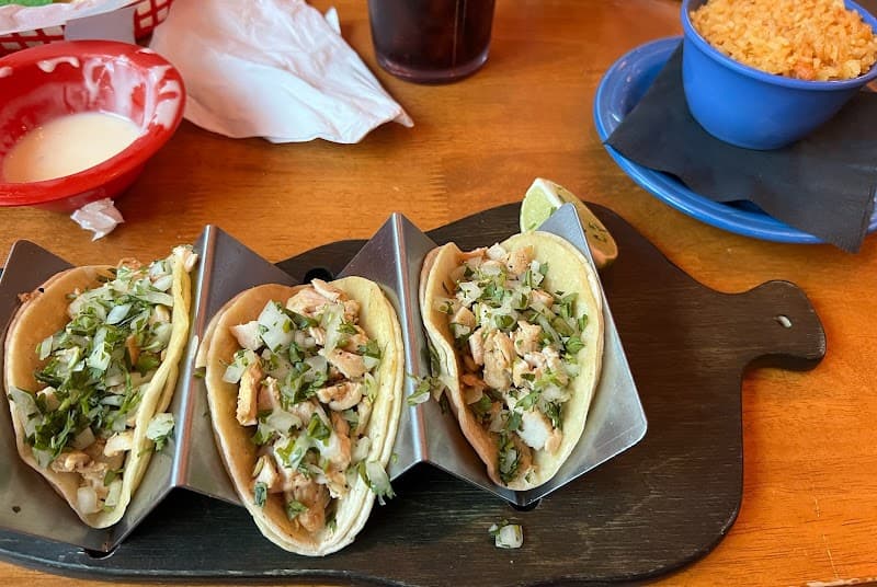 Los Vaqueros Broken Arrow photo 3