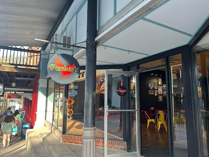 Pecker's Chicken photo 2