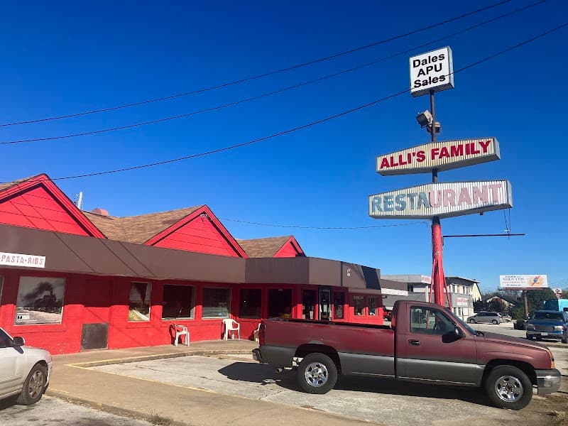 Alli's Family Restaurant photo 1