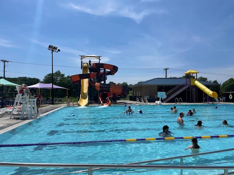 Monett Aquatic Center photo 1