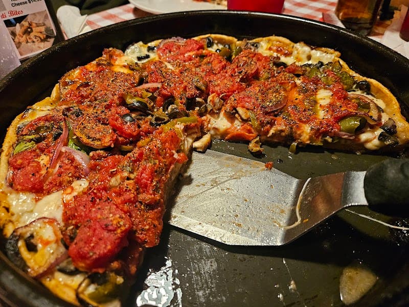Mr Gilberti's Place Chicago Pizza photo 5