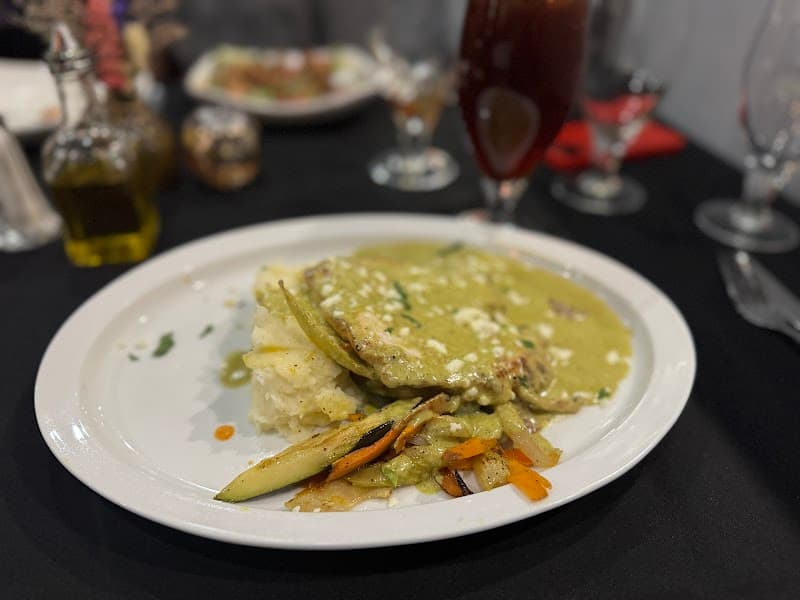 Show Me Chuy photo 6