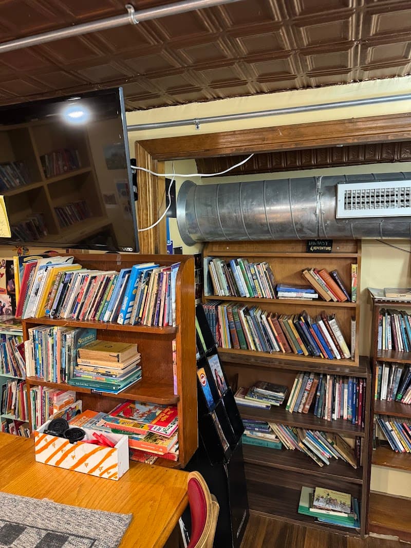 Chapters on Main Bookstore & Coffeeshop photo 4