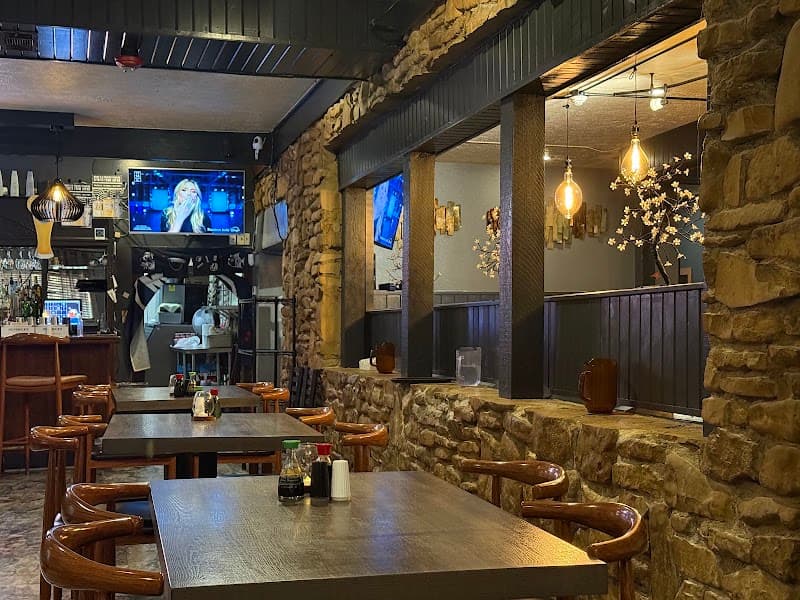 MoMo Sushi & Grill photo 2