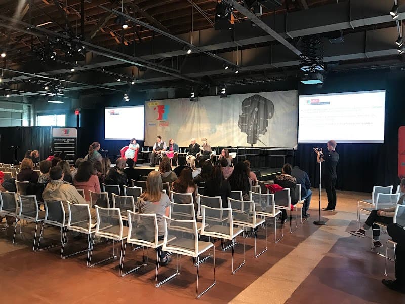 Record Downtown photo 3