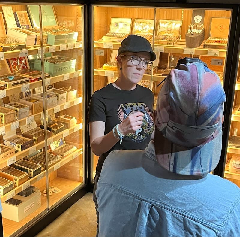 Black Crown Social photo 4