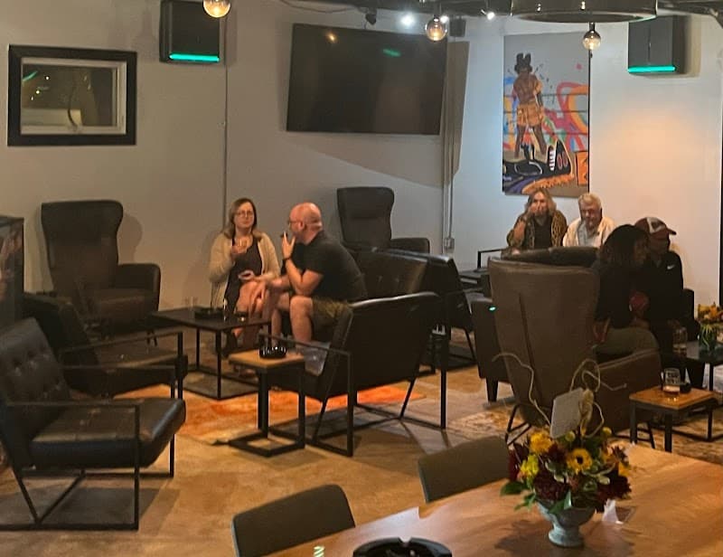 Black Crown Social photo 6