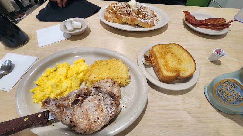 The Toasted Yolk Cafe photo 4