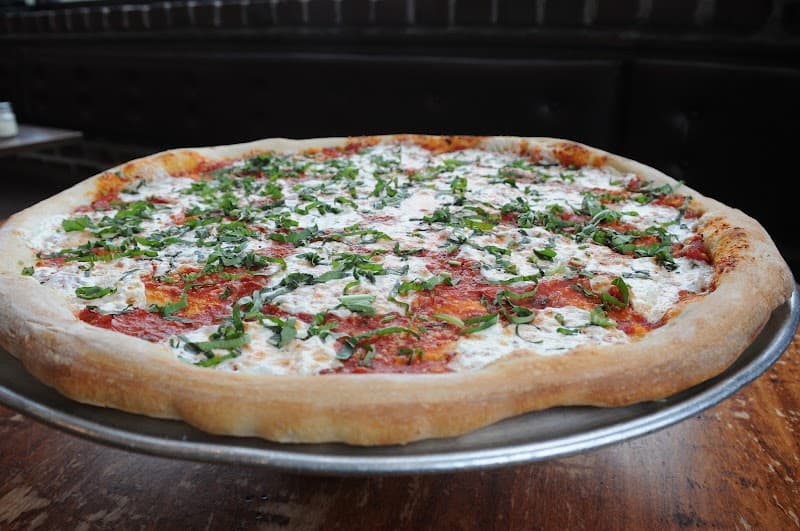 Andolini's Pizzeria Broken Arrow photo 3