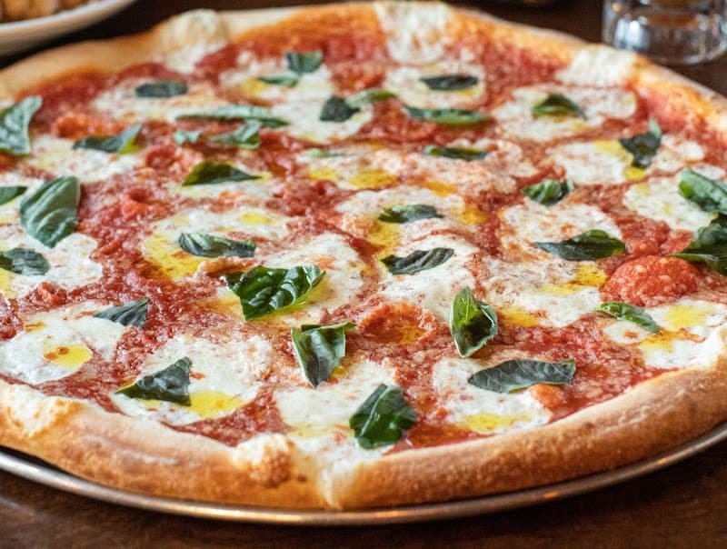 Andolini's Pizzeria Broken Arrow photo 4