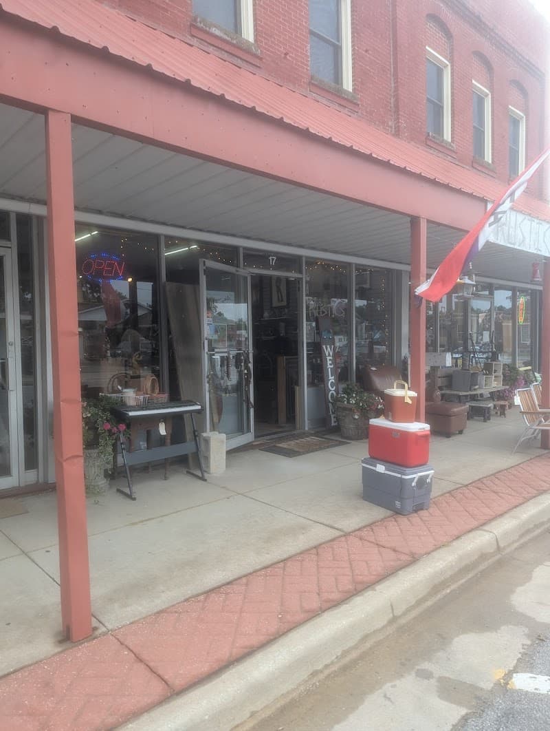 Rustic's Flea Market photo 2