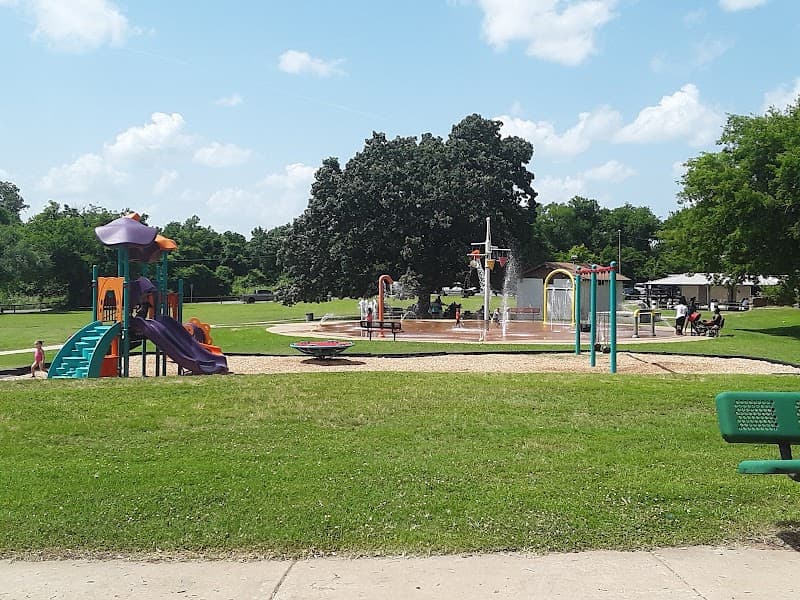 Elliott Park photo 2